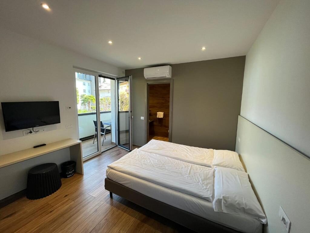 Riva Lake Lodge in Riva del Garda